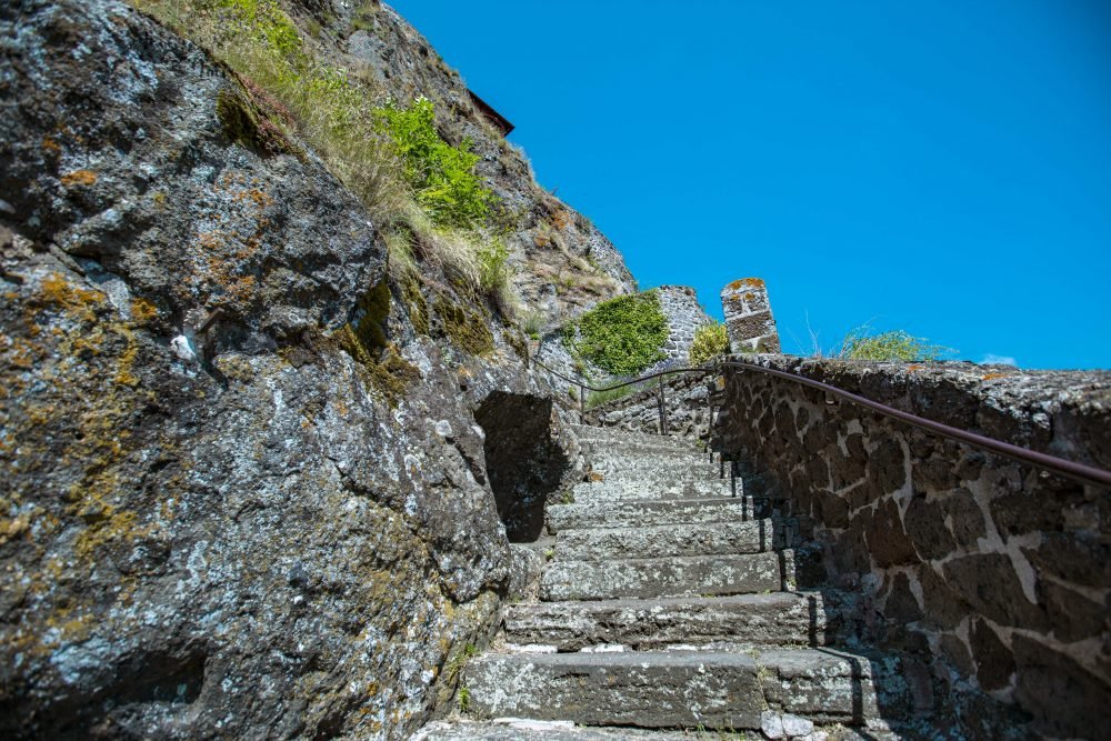 Lancement d’une campagne de dons pour la restauration des marches du Rocher d’Aiguilhe