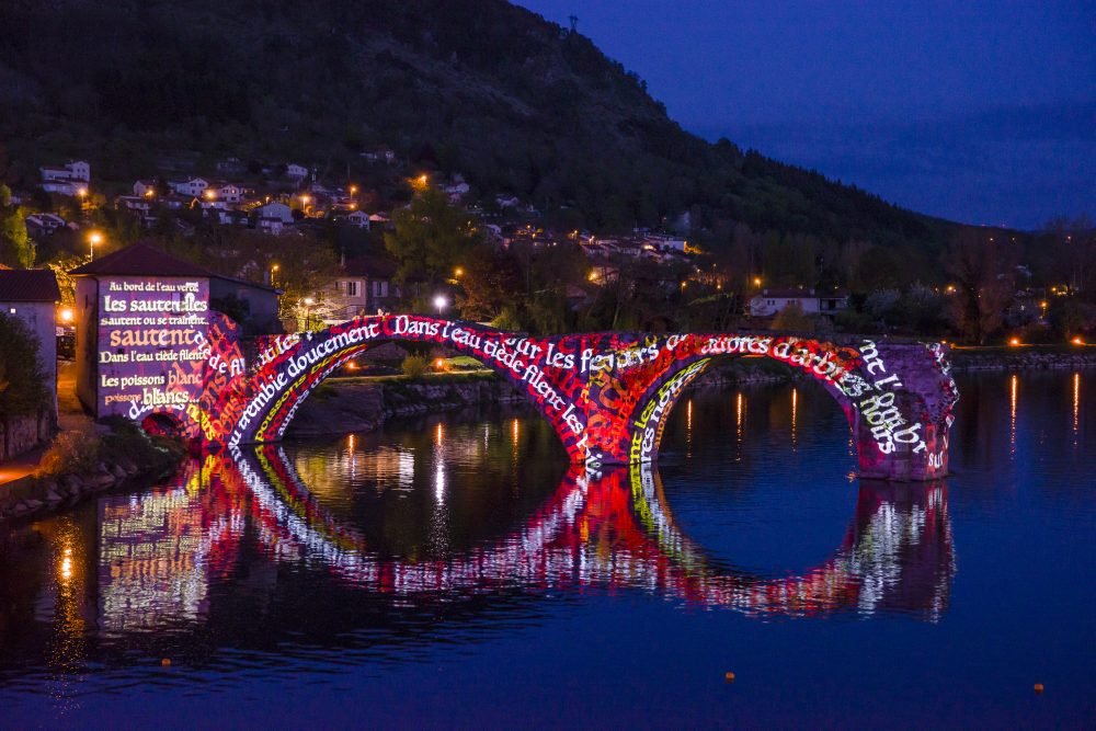 L’application mobile Puy de Lumières est disponible sur tous les sites !