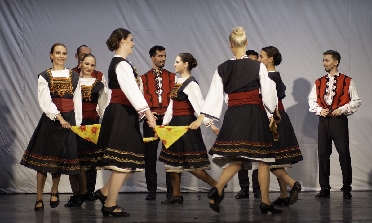 Prenez la route de la danse des Balkans au Palais des Spectacles