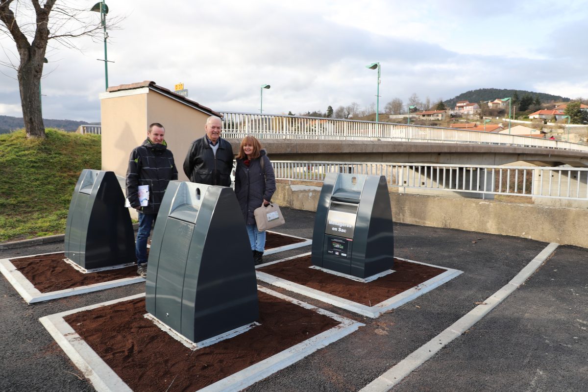 Des nouveaux conteneurs pour la collecte des déchets à Coubon