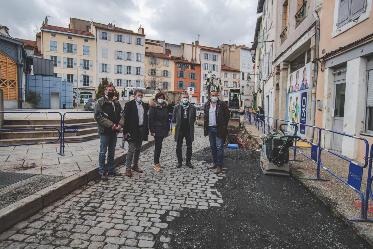 Travaux de restructuration des réseaux d’assainissement place du Marché Couvert