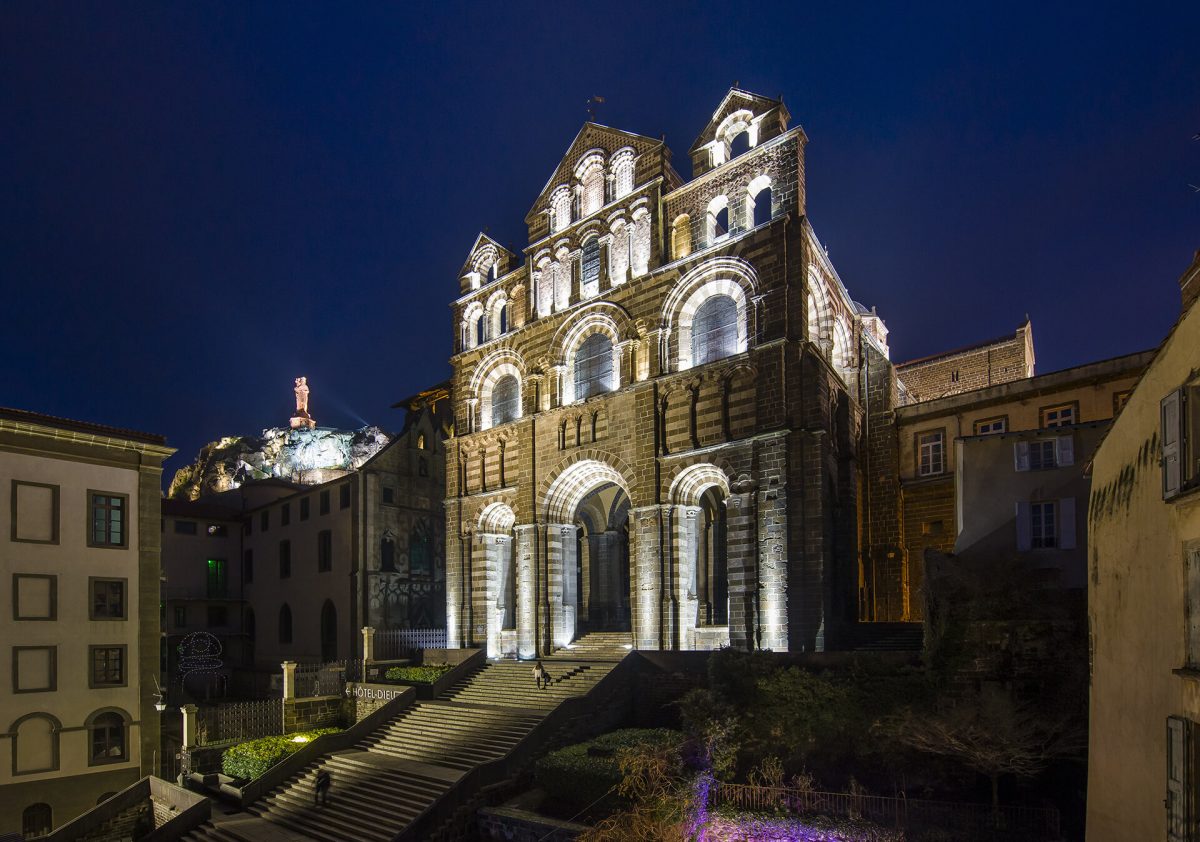 À quoi identifiez-vous Le Puy-en-Velay ? L’Office de Tourisme interroge ses internautes