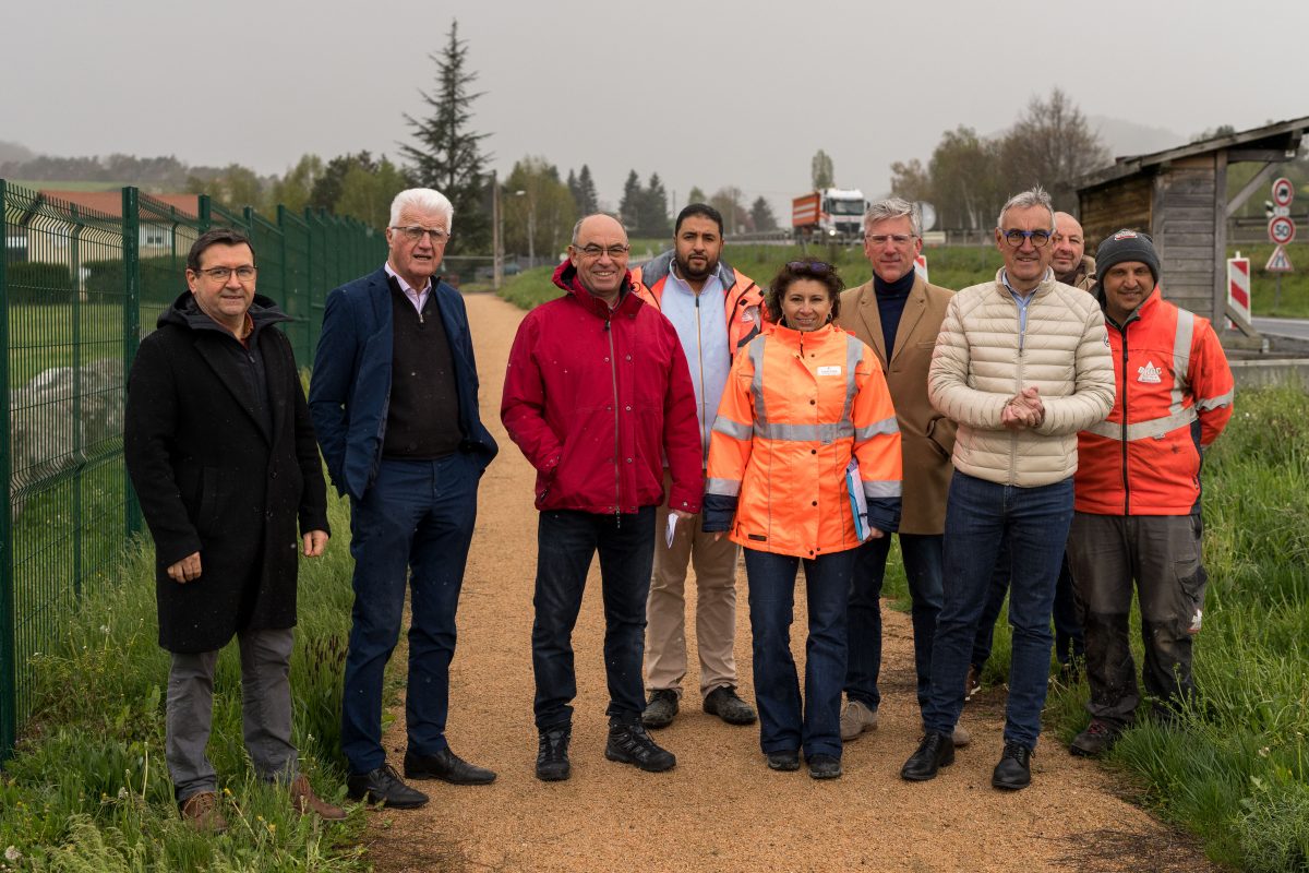 Zone artisanale de Saint-Germain-Laprade : travaux de sécurisation des piétons pour améliorer le quotidien